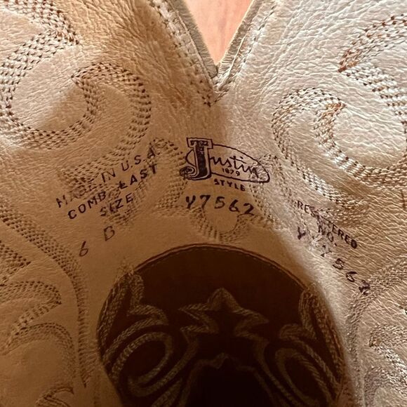 Rare Vintage Justin Cowboy Boots Cream Tan Leather Almond Toe Western Women’s 6B - Picture 8 of 11